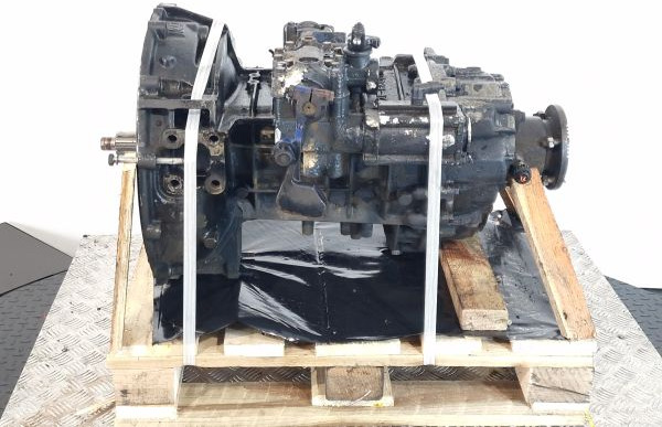 ZF 6S1000TO Gearbox - Pavarų dėžė: foto 4 ZF 6S1000TO Gearbox - Pavarų dėžė: foto 4
