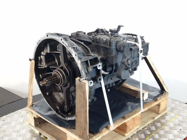 ZF 6S1000TO Volvo Spec Gearbox - Pavarų dėžė: foto 1 ZF 6S1000TO Volvo Spec Gearbox - Pavarų dėžė: foto 1
