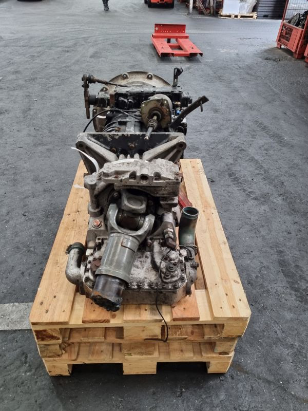 ZF 6S85 with voith Retarder Gearbox - Pavarų dėžė: foto 5 ZF 6S85 with voith Retarder Gearbox - Pavarų dėžė: foto 5