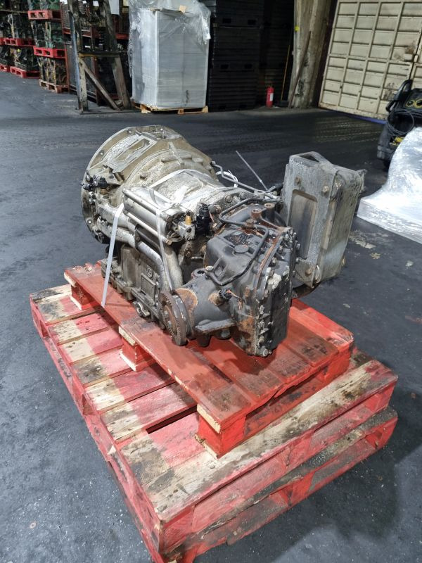 ZF Ecomat 5HP502C Gearbox - Pavarų dėžė: foto 4 ZF Ecomat 5HP502C Gearbox - Pavarų dėžė: foto 4