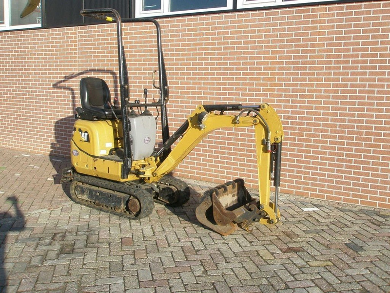Caterpillar 300.9 - Mini ekskavatorius: foto 3 Caterpillar 300.9 - Mini ekskavatorius: foto 3