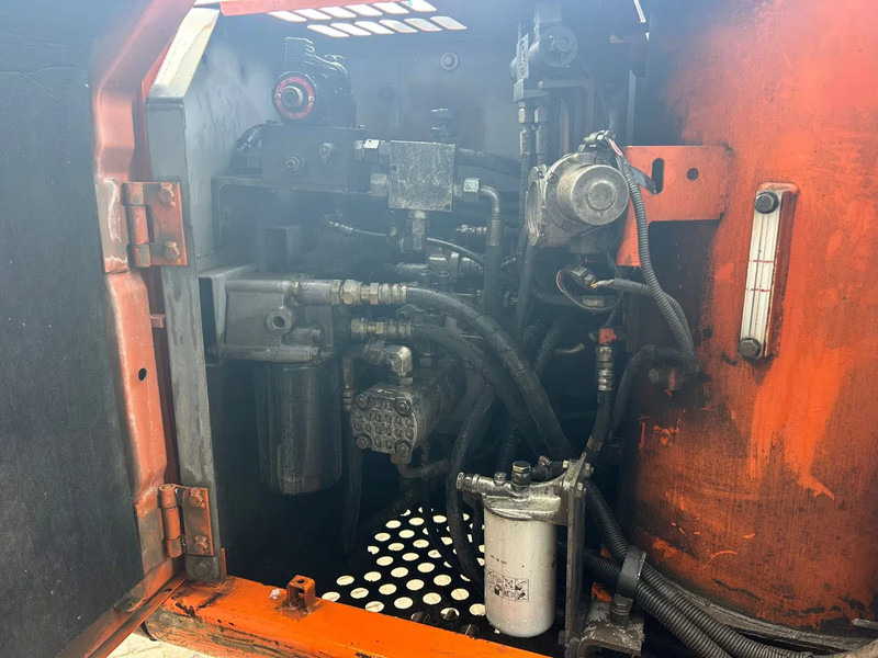 Hitachi ZX110 - Vikšrinis ekskavatorius: foto 5 Hitachi ZX110 - Vikšrinis ekskavatorius: foto 5