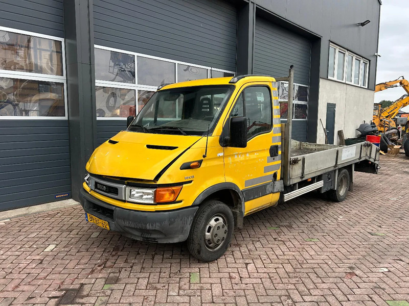 Iveco 50C13 - Autovežis sunkvežimis: foto 1 Iveco 50C13 - Autovežis sunkvežimis: foto 1