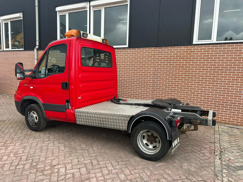 Iveco Daily 40 C18 - Vilkikas: foto 3 Iveco Daily 40 C18 - Vilkikas: foto 3