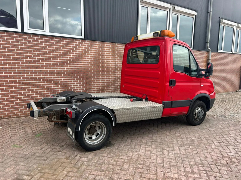 Iveco Daily 40 C18 - Vilkikas: foto 4 Iveco Daily 40 C18 - Vilkikas: foto 4