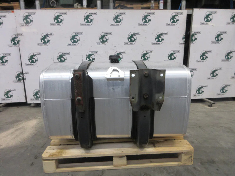 DAF 1681824 DIESEL TANK DAF CF 400 EURO 6 430 LITER INHOUD - Degalų bakas - Sunkvežimis: foto 3 DAF 1681824 DIESEL TANK DAF CF 400 EURO 6 430 LITER INHOUD - Degalų bakas - Sunkvežimis: foto 3