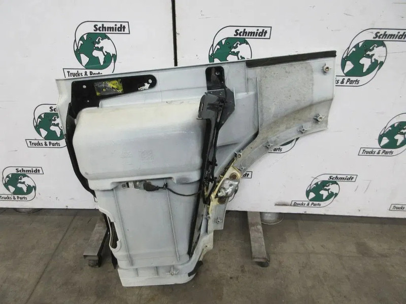 DAF 1835024 INSTAPKAST LINKS DAF XF 480 EURO 6 MODEL 2021 - Kabina ir interjeras - Sunkvežimis: foto 4 DAF 1835024 INSTAPKAST LINKS DAF XF 480 EURO 6 MODEL 2021 - Kabina ir interjeras - Sunkvežimis: foto 4