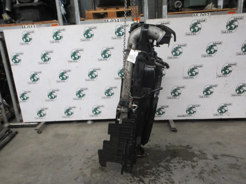 DAF 2204691 // 1940146 // 2125896 RADIATEUR INTERCOOLER DAF 440 EURO 6 - Radiatorius - Sunkvežimis: foto 4 DAF 2204691 // 1940146 // 2125896 RADIATEUR INTERCOOLER DAF 440 EURO 6 - Radiatorius - Sunkvežimis: foto 4