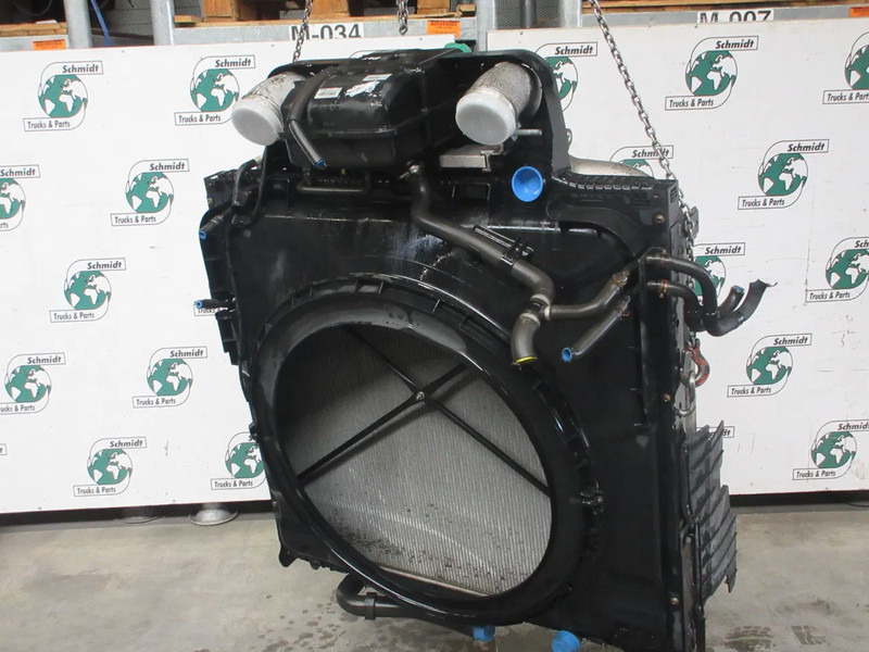 DAF 2204691 // 1940146 // 2125896 RADIATEUR INTERCOOLER DAF 440 EURO 6 - Radiatorius - Sunkvežimis: foto 3 DAF 2204691 // 1940146 // 2125896 RADIATEUR INTERCOOLER DAF 440 EURO 6 - Radiatorius - Sunkvežimis: foto 3