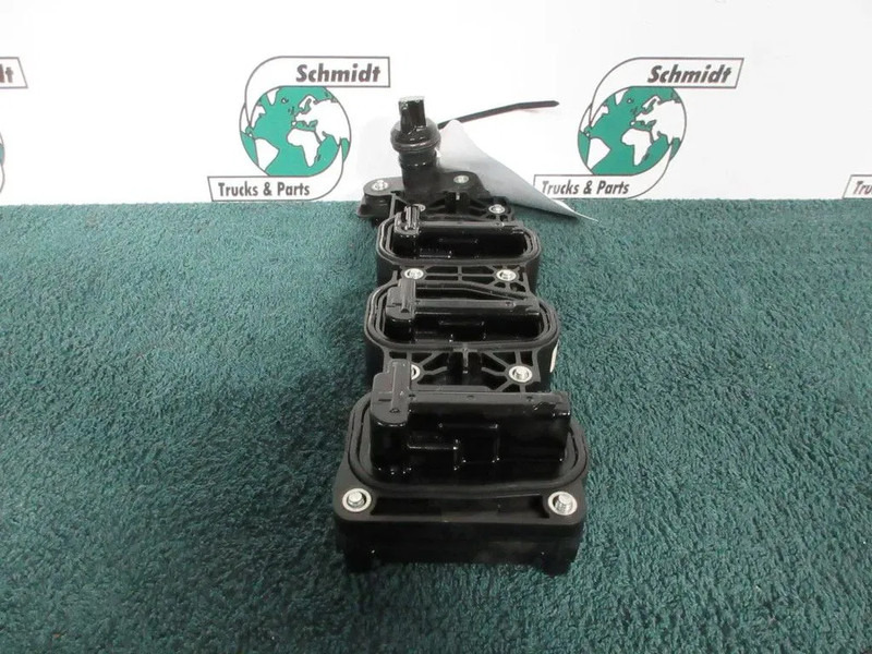 Iveco 42576205 SENSOR SELECTOR IVECO S WAY MODEL 2023 - Sankaba ir dalys - Sunkvežimis: foto 2 Iveco 42576205 SENSOR SELECTOR IVECO S WAY MODEL 2023 - Sankaba ir dalys - Sunkvežimis: foto 2
