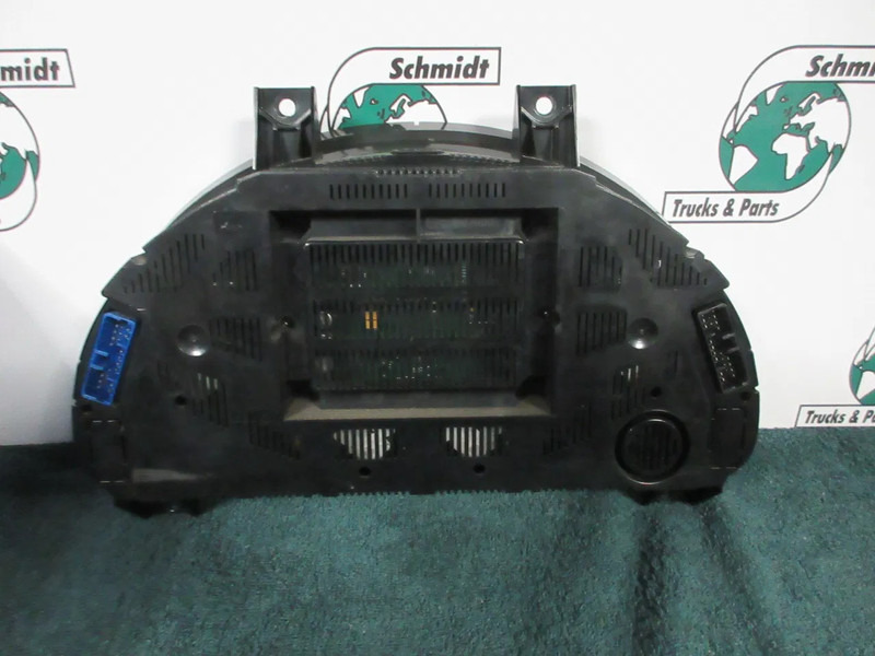 Iveco 5802407091 INSTUMENTENPANEEL IVECO HI WAY EURO 6 - Prietaisų skydas - Sunkvežimis: foto 4 Iveco 5802407091 INSTUMENTENPANEEL IVECO HI WAY EURO 6 - Prietaisų skydas - Sunkvežimis: foto 4