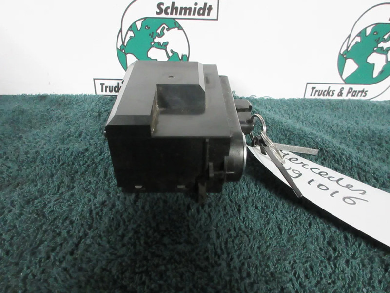 Mercedes-Benz A 000 446 49 08 CONTACSLOOT MERCEDES BENZ - Elektros sistema - Sunkvežimis: foto 2 Mercedes-Benz A 000 446 49 08 CONTACSLOOT MERCEDES BENZ - Elektros sistema - Sunkvežimis: foto 2