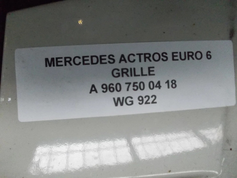 Mercedes-Benz ACTROS A 960 750 04 18 GRILLE EURO 6 - Grotelės - Sunkvežimis: foto 3 Mercedes-Benz ACTROS A 960 750 04 18 GRILLE EURO 6 - Grotelės - Sunkvežimis: foto 3