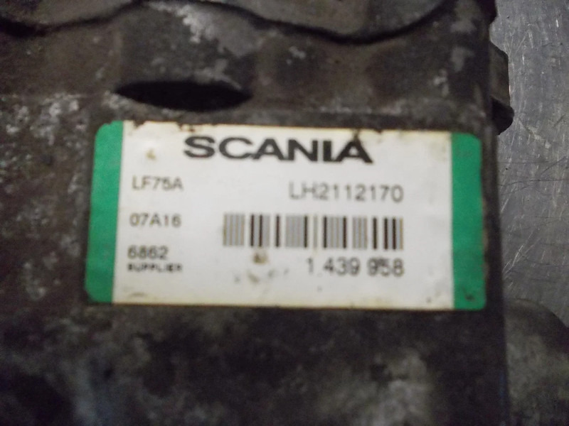 Scania 2112170 STUURPOMP SCANIA R 520 EURO 6 - Stiprintuvo siurblys - Sunkvežimis: foto 5 Scania 2112170 STUURPOMP SCANIA R 520 EURO 6 - Stiprintuvo siurblys - Sunkvežimis: foto 5