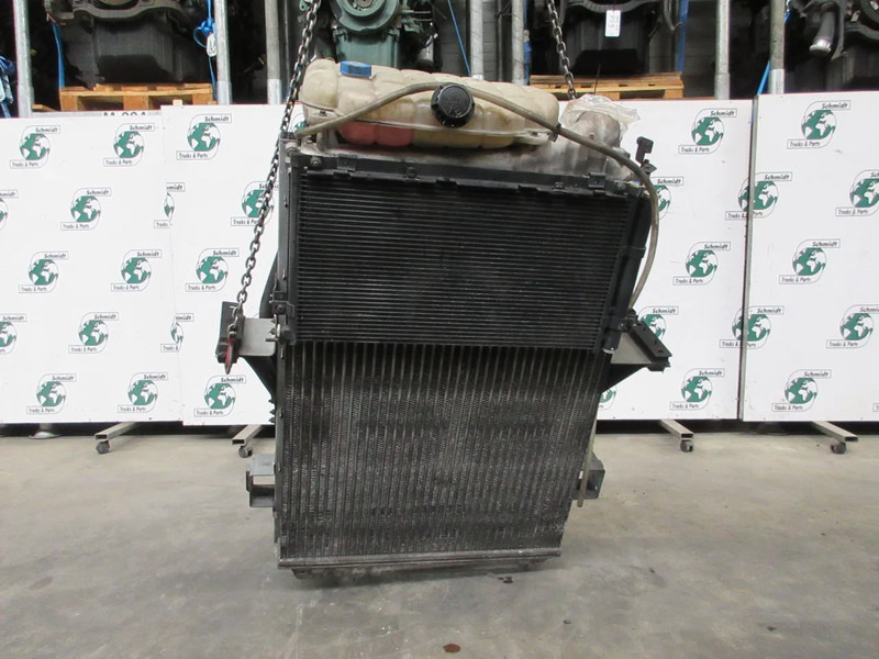 Volvo 22318830 // 21649619 // 21649624 // 85020562 KOELERPAKKET VOLVO FM 370 EURO 6 - Radiatorius - Sunkvežimis: foto 3 Volvo 22318830 // 21649619 // 21649624 // 85020562 KOELERPAKKET VOLVO FM 370 EURO 6 - Radiatorius - Sunkvežimis: foto 3