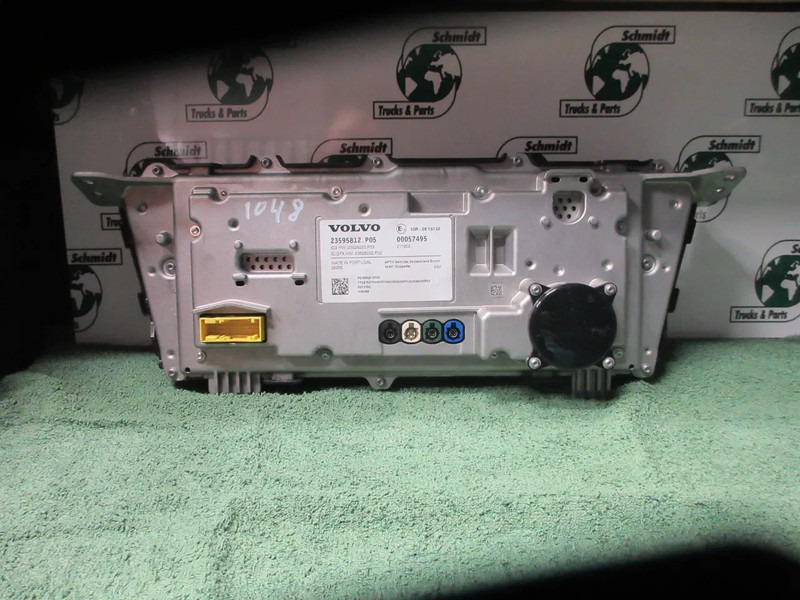 Volvo 23595812 INSTRUMENTENPANEEL VOLVO FM 330 EURO 6 MODEL 2023 - Prietaisų skydas - Sunkvežimis: foto 4 Volvo 23595812 INSTRUMENTENPANEEL VOLVO FM 330 EURO 6 MODEL 2023 - Prietaisų skydas - Sunkvežimis: foto 4