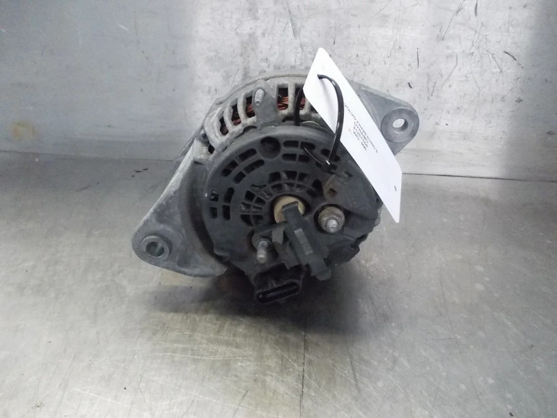 Volvo FH 420 21257558 DYNAMO EURO 6 - Generatorius - Sunkvežimis: foto 2 Volvo FH 420 21257558 DYNAMO EURO 6 - Generatorius - Sunkvežimis: foto 2