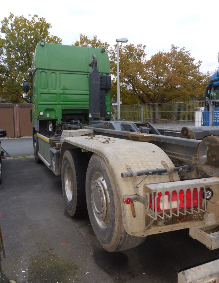 DAF XF 510 aus Werkverkehr 6 x 2 510PS Top-Zustan - Hook-lift sunkvežimis: foto 5 DAF XF 510 aus Werkverkehr 6 x 2 510PS Top-Zustan - Hook-lift sunkvežimis: foto 5