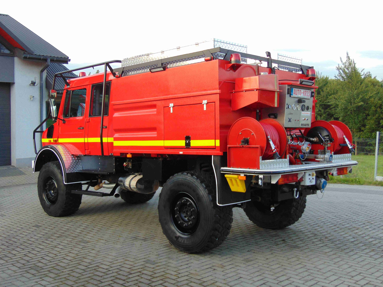 MERCEDES-BENZ Unimog U5000 4x4 DESAUTEL - 5000 WATER !!! - Gaisrinė mašina: foto 3 MERCEDES-BENZ Unimog U5000 4x4 DESAUTEL - 5000 WATER !!! - Gaisrinė mašina: foto 3