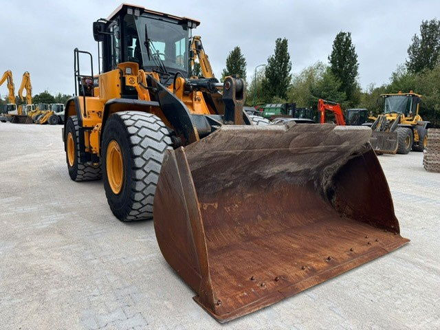 Hyundai HL960A - Ratinis krautuvas: foto 3 Hyundai HL960A - Ratinis krautuvas: foto 3