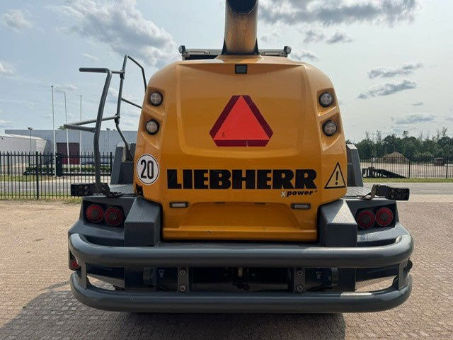 Liebherr L550 Xpower - Ratinis krautuvas: foto 3 Liebherr L550 Xpower - Ratinis krautuvas: foto 3
