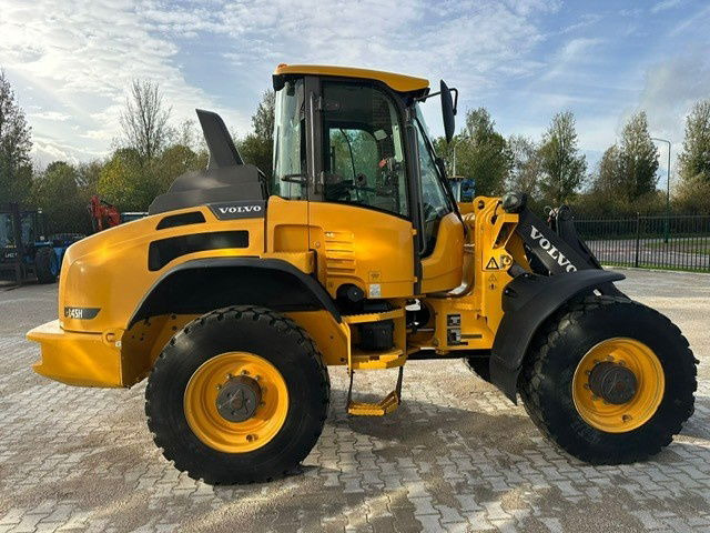 Volvo L45H - Ratinis krautuvas: foto 5 Volvo L45H - Ratinis krautuvas: foto 5