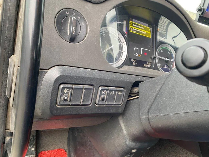 Sunkvežimis su kranu DAF CF410 / 8X4 / BIG AXLE / FULL-STEEL /2 SIDE TIPPER/ ONLY:363247 KM / AUTOMATIC / EURO-6 / 2014: foto 17 Sunkvežimis su kranu DAF CF410 / 8X4 / BIG AXLE / FULL-STEEL /2 SIDE TIPPER/ ONLY:363247 KM / AUTOMATIC / EURO-6 / 2014: foto 17