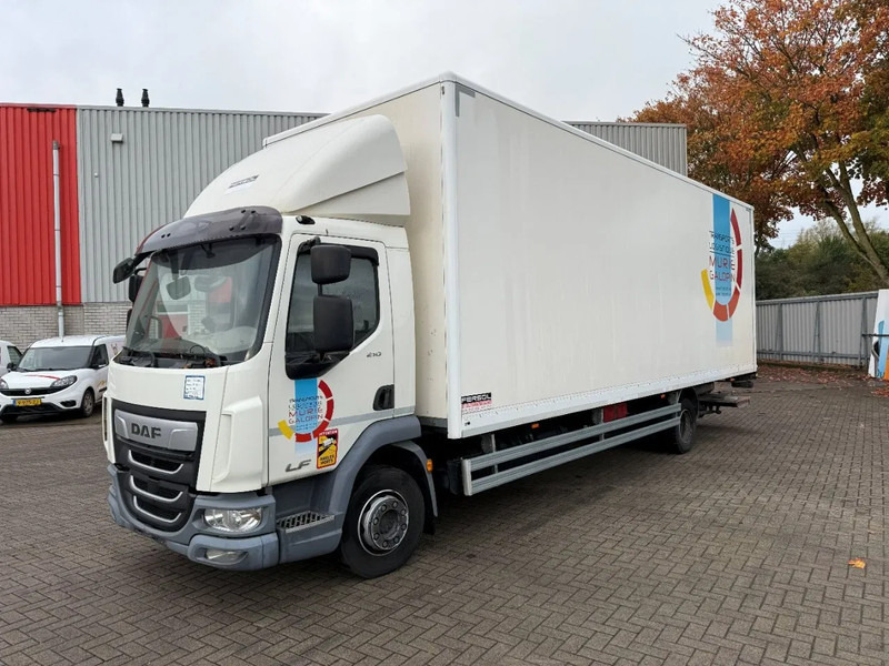 DAF LF210 / NICE CLEAN CLOSED BOX / PLATFORM 1500 KG / NO KEYS / AUTOMATIC / EURO-6 / 2019 - Furgonas sunkvežimis: foto 1 DAF LF210 / NICE CLEAN CLOSED BOX / PLATFORM 1500 KG / NO KEYS / AUTOMATIC / EURO-6 / 2019 - Furgonas sunkvežimis: foto 1
