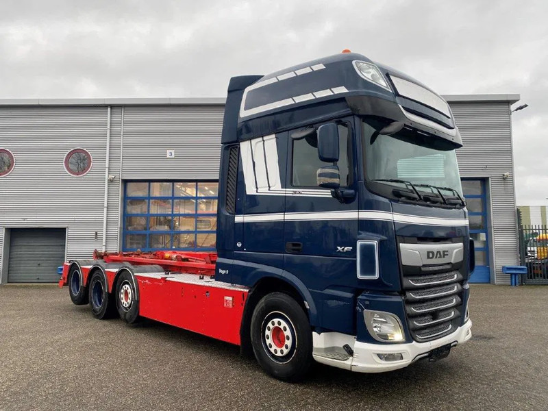 DAF XF106-530 8X2 / AJK HOOKLIFT 25000KG / 9 TON FRONT AXLE / NAVI / ONLY:612482 KM / SSC / AUTOMATIC / EURO-6 / 2019 - Hook-lift sunkvežimis: foto 2 DAF XF106-530 8X2 / AJK HOOKLIFT 25000KG / 9 TON FRONT AXLE / NAVI / ONLY:612482 KM / SSC / AUTOMATIC / EURO-6 / 2019 - Hook-lift sunkvežimis: foto 2