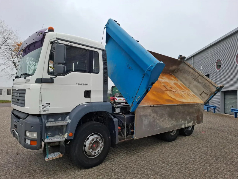 MAN TGA 26.310 / 6X4 / 2XBIG AXLE / 2SIDE TIPPER / ONLY:545423 KM / TUV:06-05-2026 / FULL-STEEL / AIRCO / MANUAL / EURO-4 / 2005 - Savivartis sunkvežimis: foto 2 MAN TGA 26.310 / 6X4 / 2XBIG AXLE / 2SIDE TIPPER / ONLY:545423 KM / TUV:06-05-2026 / FULL-STEEL / AIRCO / MANUAL / EURO-4 / 2005 - Savivartis sunkvežimis: foto 2