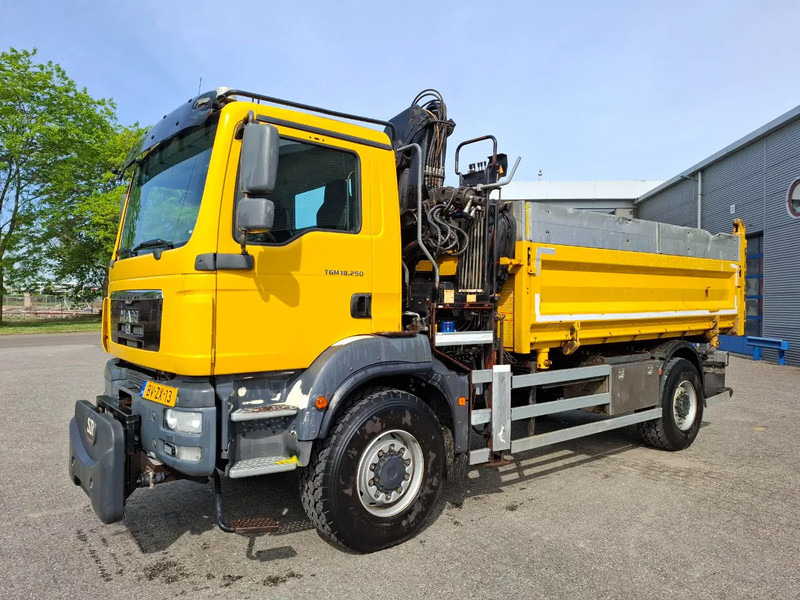 MAN TGM 18.250 / 4X4 / NL TRUCK / TUV:30-04-2026 / 118783 KM / HMF 1110 K2 / ROTATOR / GOOD TYRES / FULL-STEEL / DRUM BRAKES / MANUA - Savivartis sunkvežimis, Sunkvežimis su kranu: foto 3 MAN TGM 18.250 / 4X4 / NL TRUCK / TUV:30-04-2026 / 118783 KM / HMF 1110 K2 / ROTATOR / GOOD TYRES / FULL-STEEL / DRUM BRAKES / MANUA - Savivartis sunkvežimis, Sunkvežimis su kranu: foto 3