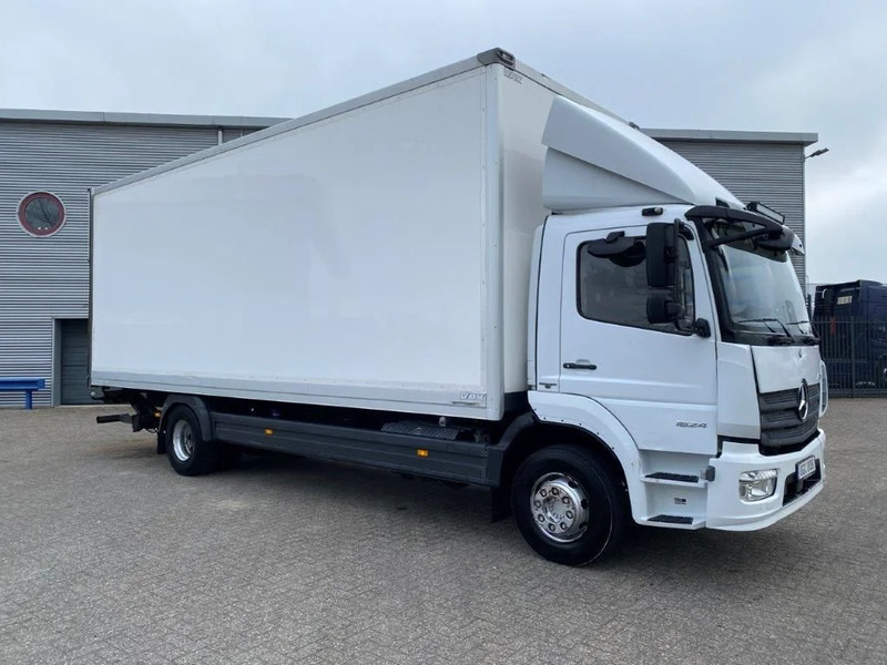 Mercedes-Benz ATEGO 1624 / AUTOMATIC / CLOSED BOX / SIDE DOORS / AIRCO / LWDS / FCW / EURO-6 / 2016 - Furgonas sunkvežimis: foto 2 Mercedes-Benz ATEGO 1624 / AUTOMATIC / CLOSED BOX / SIDE DOORS / AIRCO / LWDS / FCW / EURO-6 / 2016 - Furgonas sunkvežimis: foto 2