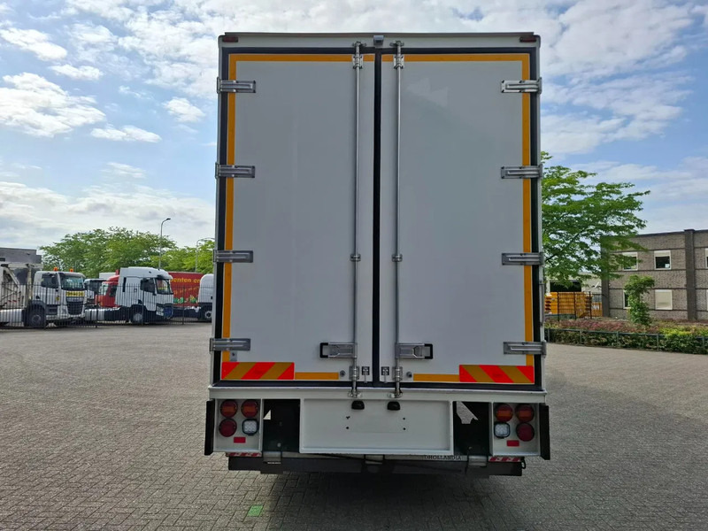 Mercedes-Benz Actros 1843 / GERMAN FLOWER TRUCK / 162021 KM / ISOLATED BOX / COOL & HEATED / NAVI / PLATFORM 1500 KG / TOP CONDITION / FULL-AI - Autoparduotuvė: foto 4 Mercedes-Benz Actros 1843 / GERMAN FLOWER TRUCK / 162021 KM / ISOLATED BOX / COOL & HEATED / NAVI / PLATFORM 1500 KG / TOP CONDITION / FULL-AI - Autoparduotuvė: foto 4