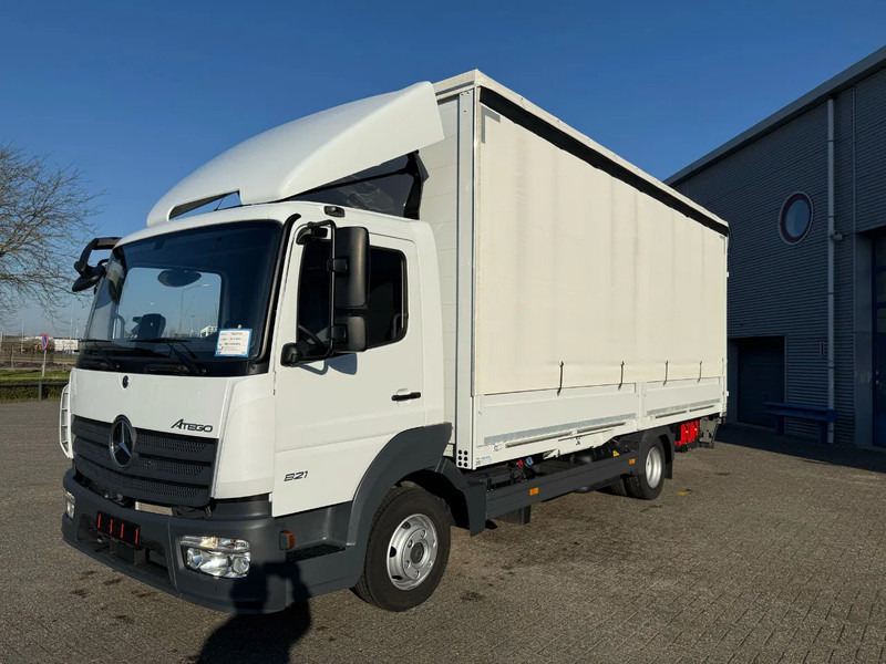 Mercedes-Benz Atego 821L / GERMAN TRUCK / ONLY:21672 KM / PLATFORM 1500KG / SMARTKEYS / CURTAIN SAILS / AIRCO / AUTOMATIC / EURO-6 / 2023 - Furgonas sunkvežimis: foto 1 Mercedes-Benz Atego 821L / GERMAN TRUCK / ONLY:21672 KM / PLATFORM 1500KG / SMARTKEYS / CURTAIN SAILS / AIRCO / AUTOMATIC / EURO-6 / 2023 - Furgonas sunkvežimis: foto 1