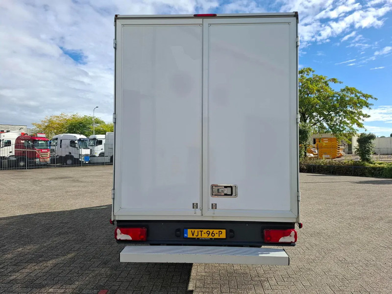 Mercedes-Benz Sprinter 516 CDI / DOUBLE AIR REAR / CLEAN NL VAN / TUV:19-03-2026 / MBUX / NAVI / KEYLESS START / DAB RADIO / 3SEATS / AUTOMATIC / 2021 - Krovininis mikroautobusas: foto 4 Mercedes-Benz Sprinter 516 CDI / DOUBLE AIR REAR / CLEAN NL VAN / TUV:19-03-2026 / MBUX / NAVI / KEYLESS START / DAB RADIO / 3SEATS / AUTOMATIC / 2021 - Krovininis mikroautobusas: foto 4
