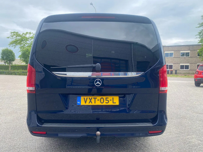 Mercedes-Benz V-Klasse 250 / XXL / AMG / FULL OPTION / LEATHER / PARK+SEATHEAT / BURMESTER / TUV:04-05-2026 / 360 CAMERA / 2023 - Lengvasis automobilis: foto 4 Mercedes-Benz V-Klasse 250 / XXL / AMG / FULL OPTION / LEATHER / PARK+SEATHEAT / BURMESTER / TUV:04-05-2026 / 360 CAMERA / 2023 - Lengvasis automobilis: foto 4