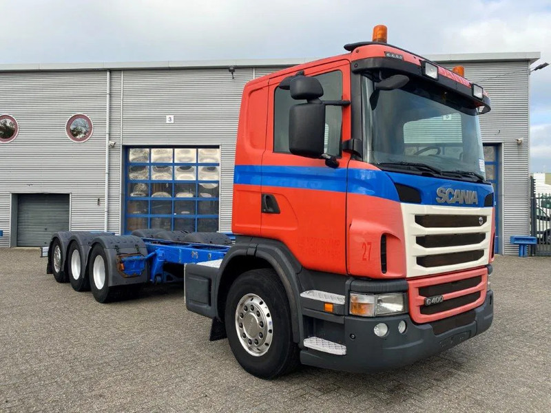 Scania G400 / 8X4 / 9TON FRONT AXLE / PTO / LIFT+LENKACHSE / ALCOA'S / AIRCO / MANUAL / EURO-5 / 2011 - Važiuoklės sunkvežimis: foto 2 Scania G400 / 8X4 / 9TON FRONT AXLE / PTO / LIFT+LENKACHSE / ALCOA'S / AIRCO / MANUAL / EURO-5 / 2011 - Važiuoklės sunkvežimis: foto 2