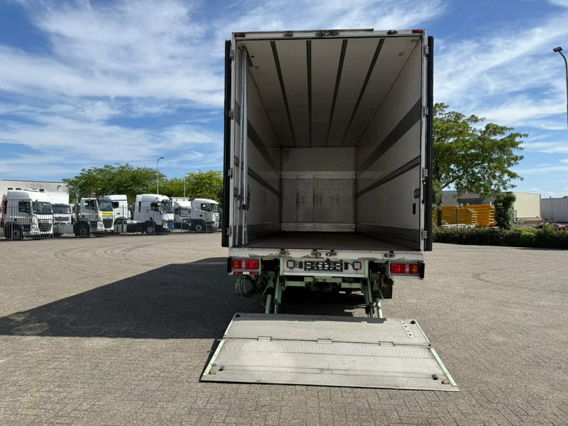 Scania R450 / RETARDER / ISOLATED GERMAN FLOWER COMBI / THROUGH-LOADING SYSTEM / SMART TACHO / 2XPLATFORM / LIFT+LENKACHSE / LWDS / EUR - Refrižeratorius sunkvežimis: foto 5 Scania R450 / RETARDER / ISOLATED GERMAN FLOWER COMBI / THROUGH-LOADING SYSTEM / SMART TACHO / 2XPLATFORM / LIFT+LENKACHSE / LWDS / EUR - Refrižeratorius sunkvežimis: foto 5