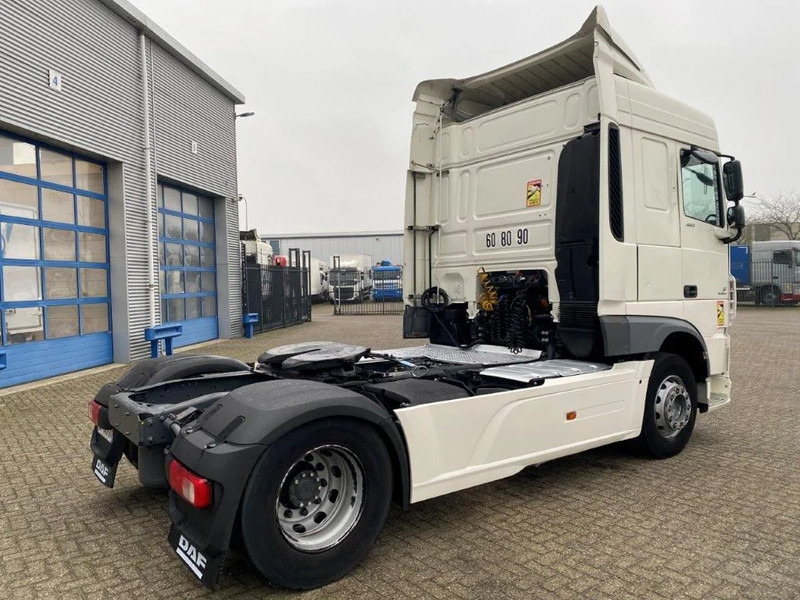 DAF XF106-460 / AUTOMATIC / DEB / PARKCOOL / AIRCO / EURO-6 / 2015 - Vilkikas: foto 5 DAF XF106-460 / AUTOMATIC / DEB / PARKCOOL / AIRCO / EURO-6 / 2015 - Vilkikas: foto 5
