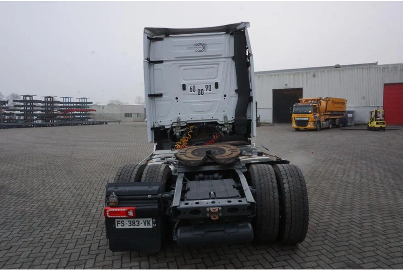 Mercedes-Benz ACTROS 1863 / ENGINE RUNNING / RETARDER/ HYDRAULICS / ONLY: 268593KM / GIGA-SPACE / MIRRORCAM / AUTOMATIC / EURO-6 / 2020 - Vilkikas: foto 4 Mercedes-Benz ACTROS 1863 / ENGINE RUNNING / RETARDER/ HYDRAULICS / ONLY: 268593KM / GIGA-SPACE / MIRRORCAM / AUTOMATIC / EURO-6 / 2020 - Vilkikas: foto 4