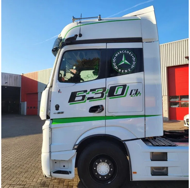 Mercedes-Benz ACTROS 1863 / ENGINE RUNNING / RETARDER / PARK-COOL /HYDRAULICS / ONLY: 268593KM / GIGA-SPACE / MIRRORCAM / AUTOMATIC / EURO-6 / - Vilkikas: foto 4 Mercedes-Benz ACTROS 1863 / ENGINE RUNNING / RETARDER / PARK-COOL /HYDRAULICS / ONLY: 268593KM / GIGA-SPACE / MIRRORCAM / AUTOMATIC / EURO-6 / - Vilkikas: foto 4
