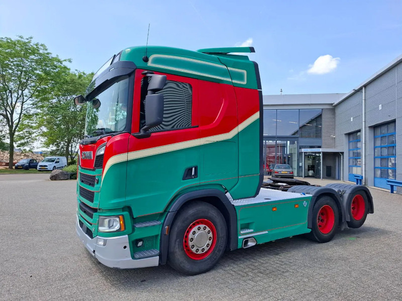 Scania NGS R580 V8 / RETARDER / HYDRAULICS / FULL-AIR / ONLY:644971 KM / LWDS / NAVI / FRIDGE / AUTOMATIC / EURO-6 / 2017 - Vilkikas: foto 1 Scania NGS R580 V8 / RETARDER / HYDRAULICS / FULL-AIR / ONLY:644971 KM / LWDS / NAVI / FRIDGE / AUTOMATIC / EURO-6 / 2017 - Vilkikas: foto 1