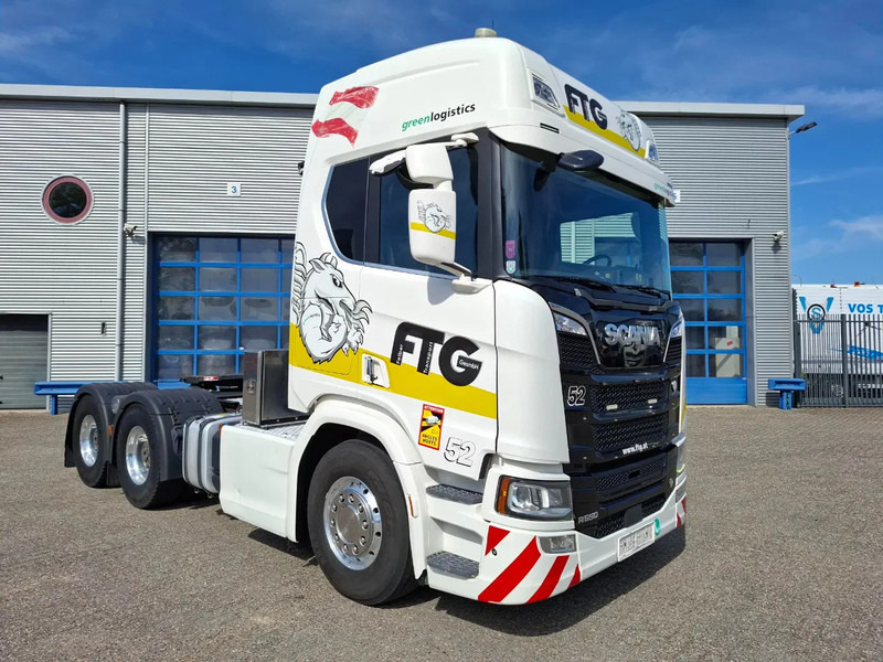 Scania NGS R650 V8 / 6X4 / RETARDER / 2X BIG AXLE / PARKCOOL / DOUBLE TANK / INLINER / FULL-AIR / ALCOA / LEATHER / NAVI / GEN2 V2 / EU - Vilkikas: foto 2 Scania NGS R650 V8 / 6X4 / RETARDER / 2X BIG AXLE / PARKCOOL / DOUBLE TANK / INLINER / FULL-AIR / ALCOA / LEATHER / NAVI / GEN2 V2 / EU - Vilkikas: foto 2