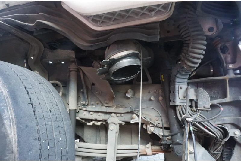 Interior photo 1: Vilkikas Scania R450 / ENGINE RUNNING / RETARDER / PTO PREPAIRED / ALCOA / AUTOMATIC / EURO-6 / 2014