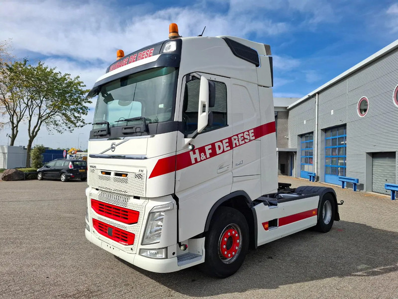 Volvo FH4-460 / VEB+ / HYDRAULICS / GEN2 V2 SMART TACHO / LWDS / SIDESKIRTS / FRIDGE / EURO-6 / 2018 - Vilkikas: foto 1 Volvo FH4-460 / VEB+ / HYDRAULICS / GEN2 V2 SMART TACHO / LWDS / SIDESKIRTS / FRIDGE / EURO-6 / 2018 - Vilkikas: foto 1