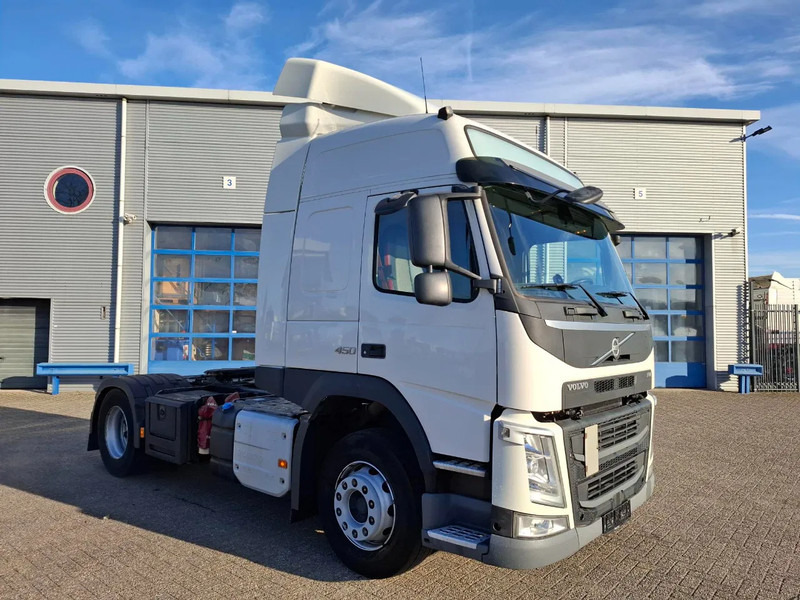 Volvo FM11-450 / VEB / ADR / ONLY:579669 KM / SMART TACHO / LWDS / AIRCO / AUTOMATIC / EURO-6 / 2018 - Vilkikas: foto 2 Volvo FM11-450 / VEB / ADR / ONLY:579669 KM / SMART TACHO / LWDS / AIRCO / AUTOMATIC / EURO-6 / 2018 - Vilkikas: foto 2