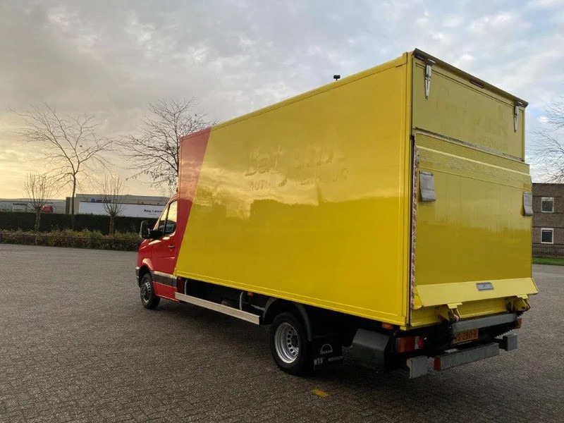 Volkswagen Crafter / NL VAN / PLATFORM / DOUBLE AIR REAR / TEMPOMAAT / AIRCO / ONLY:228596 KM / MANUAL / EURO- / 2015 - Krovininis mikroautobusas: foto 3 Volkswagen Crafter / NL VAN / PLATFORM / DOUBLE AIR REAR / TEMPOMAAT / AIRCO / ONLY:228596 KM / MANUAL / EURO- / 2015 - Krovininis mikroautobusas: foto 3