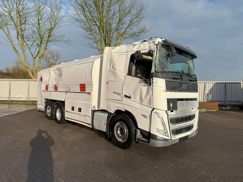 Volvo FH5-500 6X2 / ENGINE RUNNING / LIFT+LENKACHSE / FULL AIR / ADR / EUROTANK / 9-TON FRONT AXLE / EURO-6 / 2022 - Autocisterna: foto 2 Volvo FH5-500 6X2 / ENGINE RUNNING / LIFT+LENKACHSE / FULL AIR / ADR / EUROTANK / 9-TON FRONT AXLE / EURO-6 / 2022 - Autocisterna: foto 2