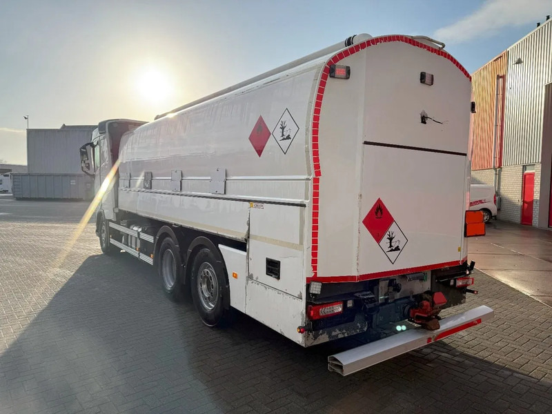 Volvo FH5-500 6X2 / ENGINE RUNNING / LIFT+LENKACHSE / FULL AIR / ADR / EUROTANK / 9-TON FRONT AXLE / I-SAVE / EURO-6 / 2022 - Autocisterna: foto 3 Volvo FH5-500 6X2 / ENGINE RUNNING / LIFT+LENKACHSE / FULL AIR / ADR / EUROTANK / 9-TON FRONT AXLE / I-SAVE / EURO-6 / 2022 - Autocisterna: foto 3