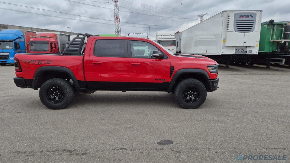 DODGE RAM 1500 TRX 6.2 HEMI V8 Supercharged 523kW - Pikapas: foto 4 DODGE RAM 1500 TRX 6.2 HEMI V8 Supercharged 523kW - Pikapas: foto 4